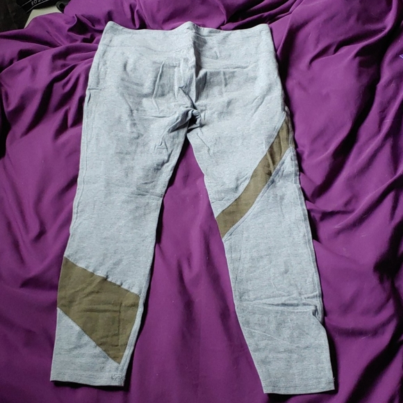 Leggings - Picture 2 of 2